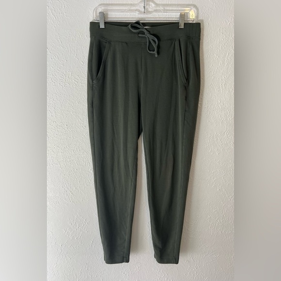LOFT Pants - Loft Olive Knit Joggers Small Pockets Drawstring Casual Athleisure Soft Cozy